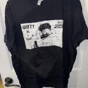gritty tee